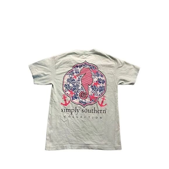 Simply Southern Seahorse Shirt size small - Picture 2 of 3